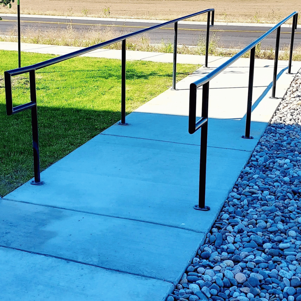 Conexão de metal soldada com precisão